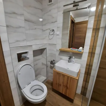 アパート Milovanovic